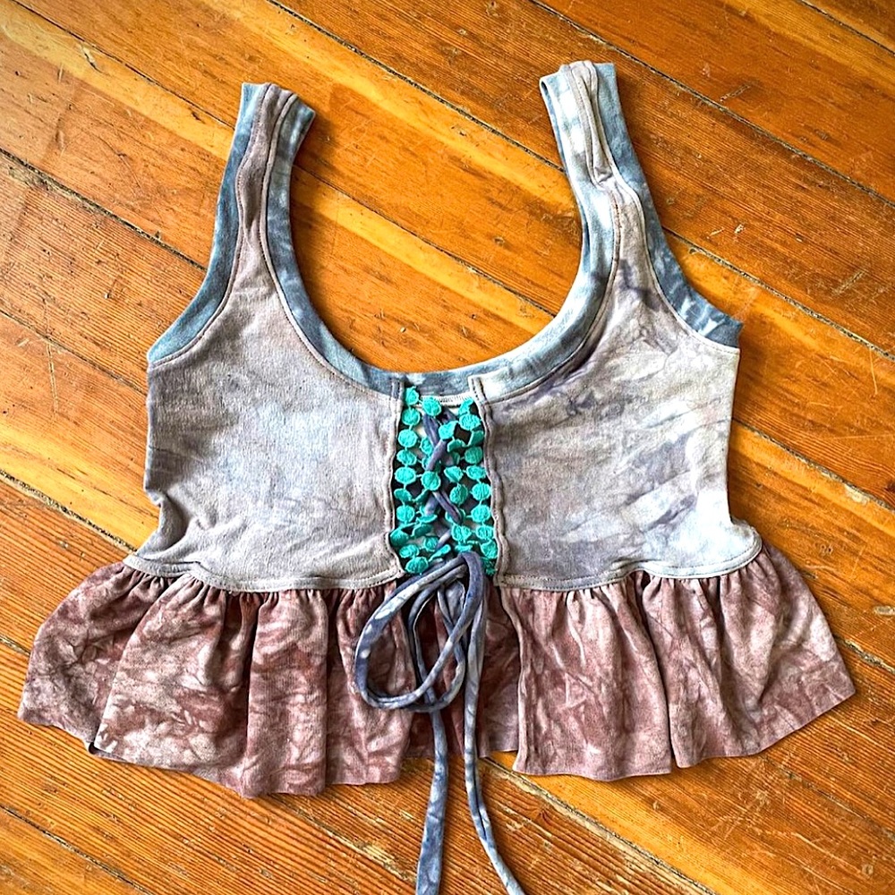 Brown and Moonstone Lace and Frill Top